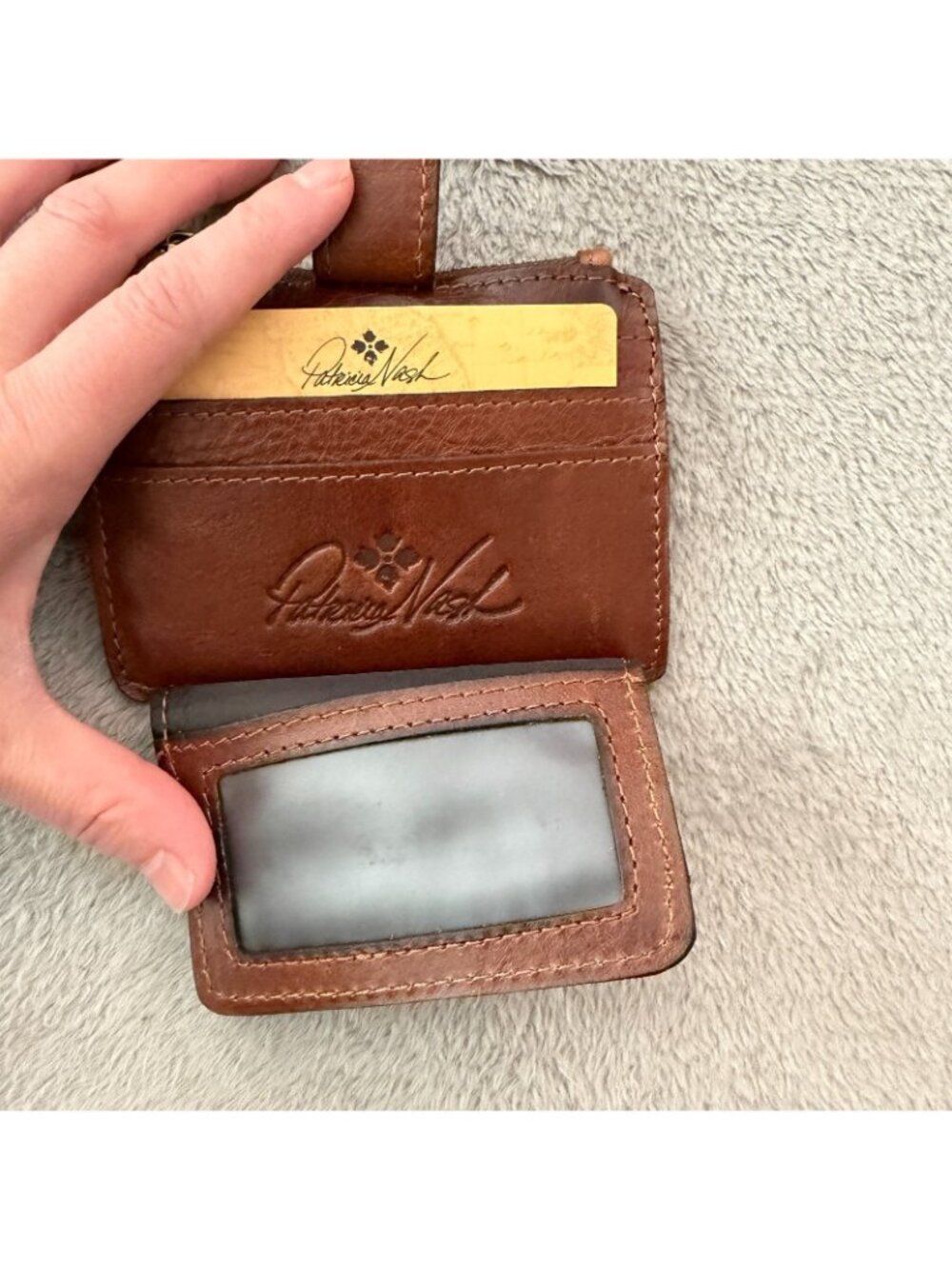 Patricia Nash Cassis ID Wallet Leather Brown - Picture 3 of 4